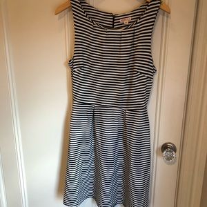 Super comfortable dress with pockets!